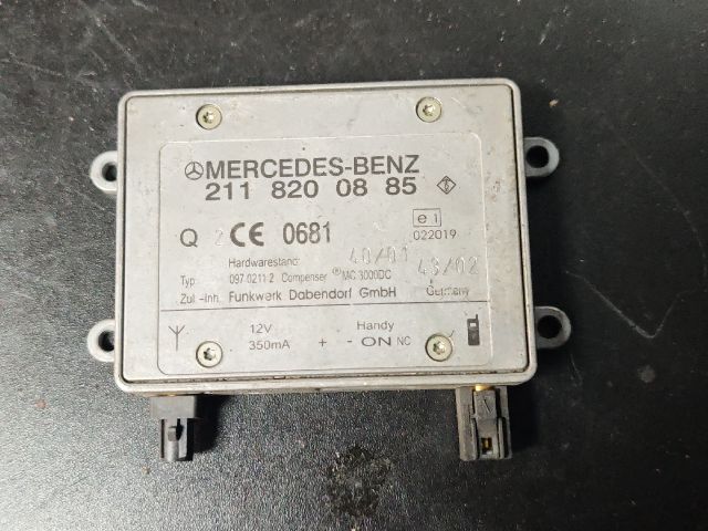 bontott MERCEDES-BENZ E-CLASS Antenna Erősítő