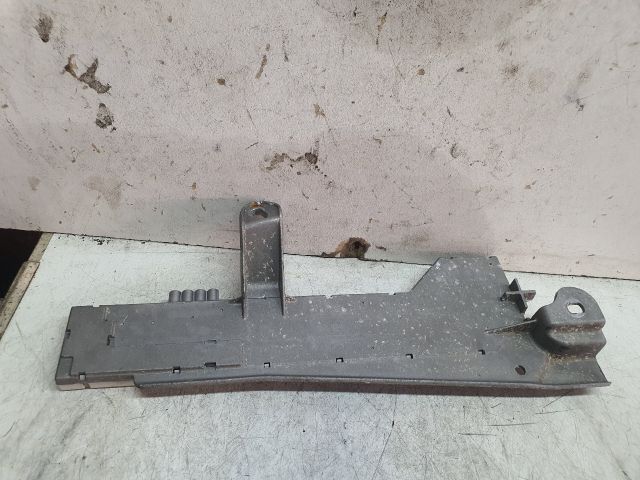 bontott MERCEDES-BENZ E-CLASS Antenna Erősítő