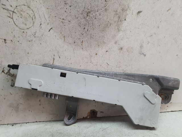 bontott MERCEDES-BENZ E-CLASS Antenna Erősítő