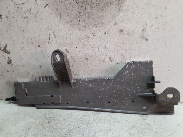 bontott MERCEDES-BENZ E-CLASS Antenna Erősítő