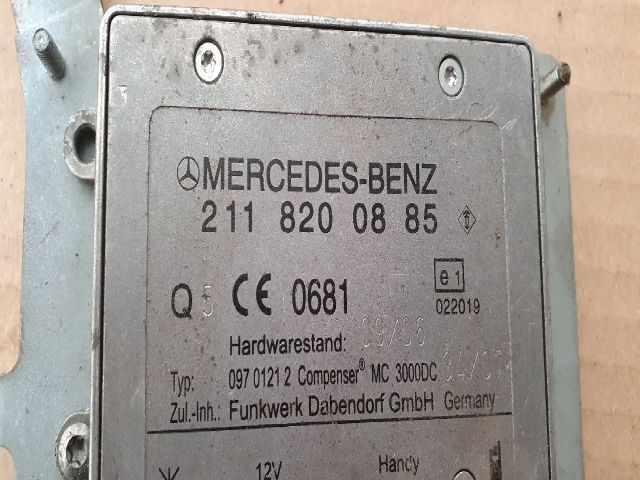 bontott MERCEDES-BENZ E-CLASS Antenna Erősítő
