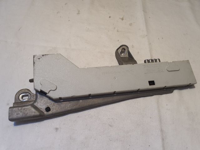 bontott MERCEDES-BENZ E-CLASS Antenna Erősítő