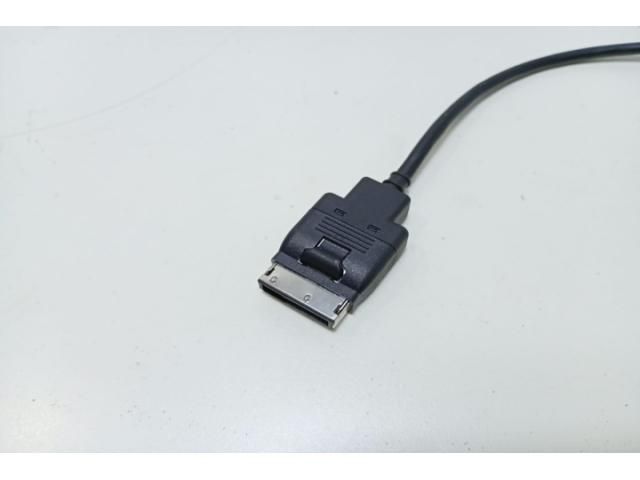 bontott MERCEDES-BENZ E-CLASS AUX Csatlakozó