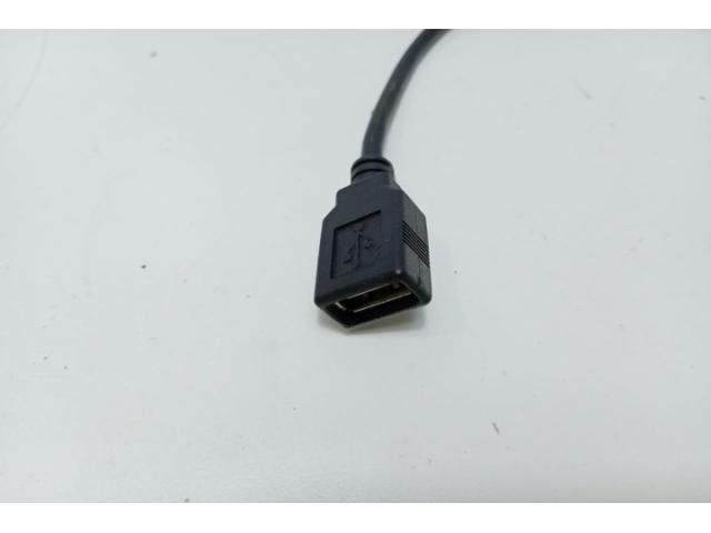 bontott MERCEDES-BENZ E-CLASS AUX Csatlakozó