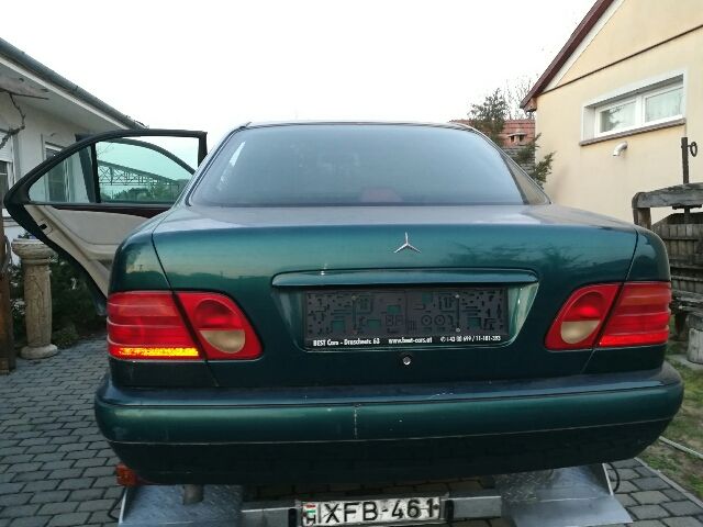 bontott MERCEDES-BENZ E-CLASS Bal A Oszlop Burkolat