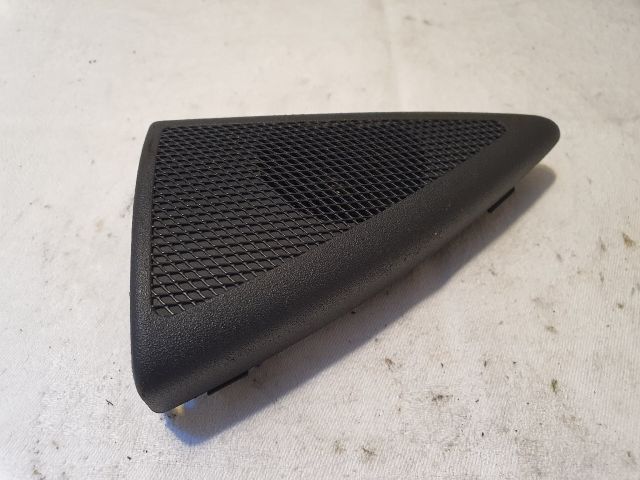 bontott MERCEDES-BENZ E-CLASS Bal A Oszlop Hangszóró Burkolat