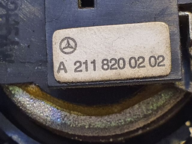 bontott MERCEDES-BENZ E-CLASS Bal A Oszlop Hangszóró Burkolat