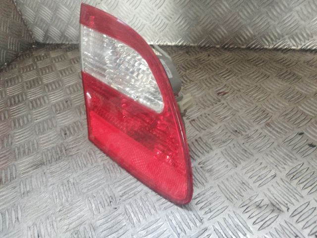 bontott MERCEDES-BENZ E-CLASS Bal Belső Hátsó Lámpa