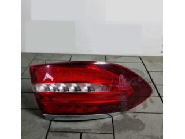 bontott MERCEDES-BENZ E-CLASS Bal Belső Hátsó Lámpa