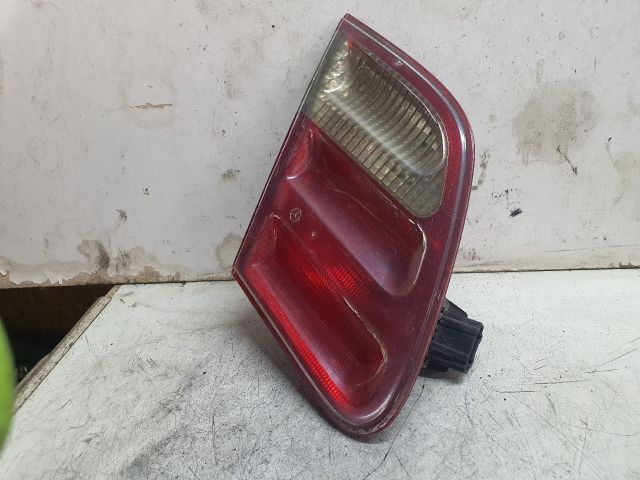 bontott MERCEDES-BENZ E-CLASS Bal Belső Hátsó Lámpa