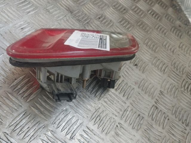 bontott MERCEDES-BENZ E-CLASS Bal Belső Hátsó Lámpa