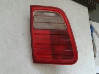 bontott MERCEDES-BENZ E-CLASS Bal Belső Hátsó Lámpa