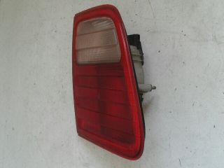 bontott MERCEDES-BENZ E-CLASS Bal Belső Hátsó Lámpa