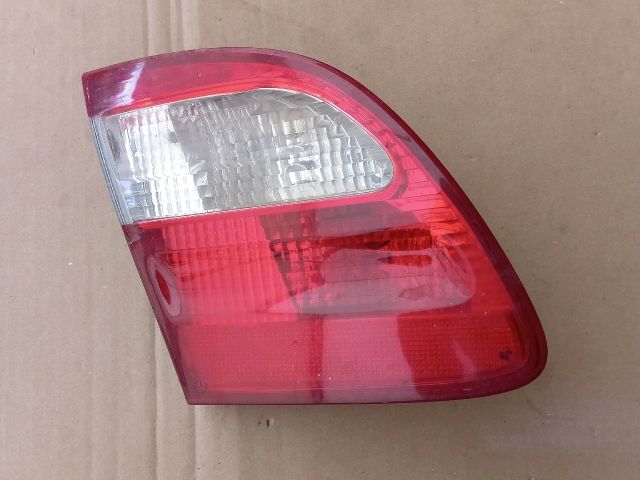 bontott MERCEDES-BENZ E-CLASS Bal Belső Hátsó Lámpa