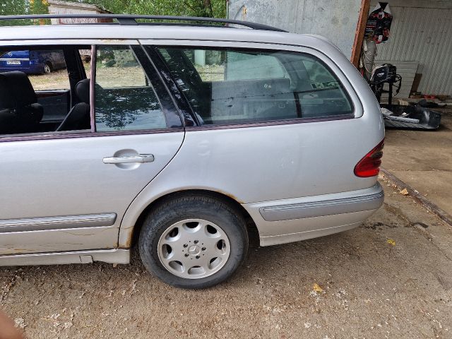 bontott MERCEDES-BENZ E-CLASS Bal Belső Hátsó Lámpa