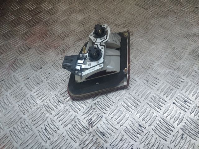 bontott MERCEDES-BENZ E-CLASS Bal Belső Hátsó Lámpa