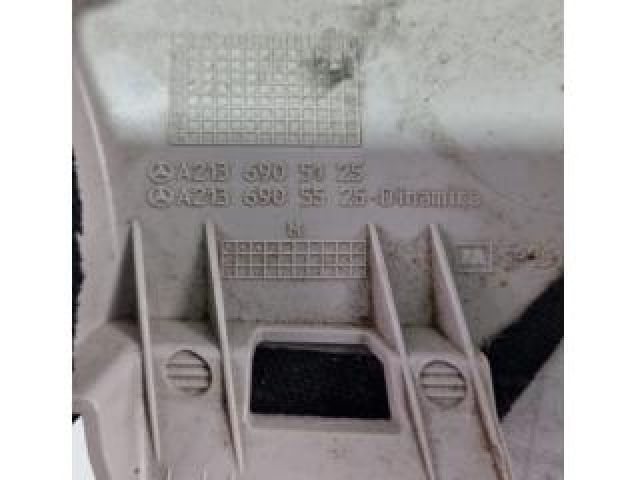 bontott MERCEDES-BENZ E-CLASS Bal C Oszlop Burkolat