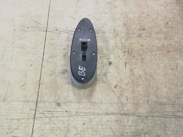 bontott MERCEDES-BENZ E-CLASS Bal első Ablakemelő Kapcsoló