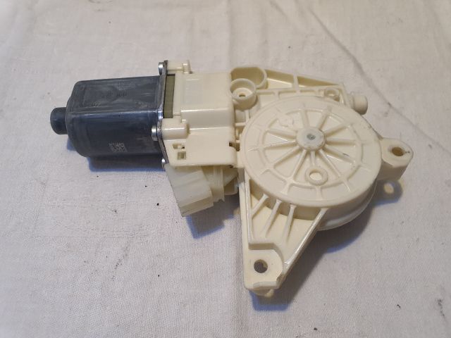 bontott MERCEDES-BENZ E-CLASS Bal első Ablakemelő Motor