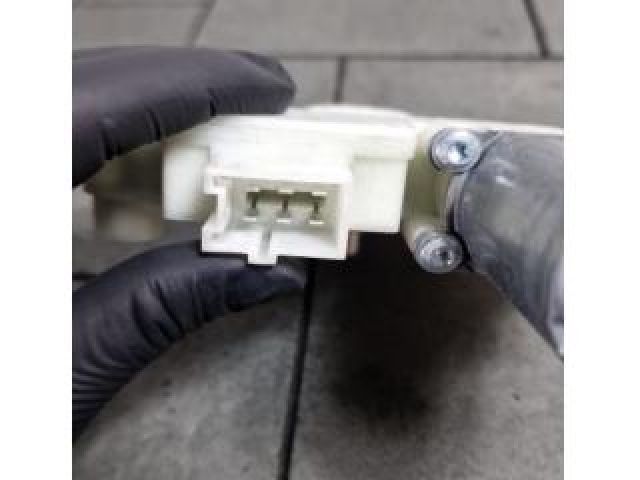 bontott MERCEDES-BENZ E-CLASS Bal első Ablakemelő Motor