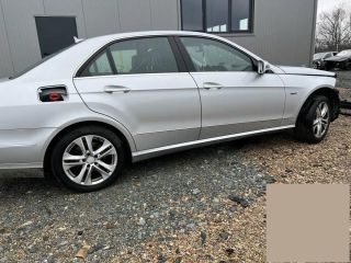 bontott MERCEDES-BENZ E-CLASS Bal első Ablakemelő Motor