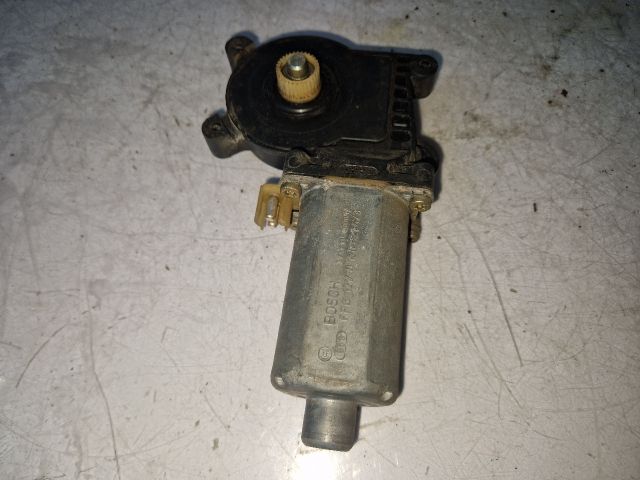 bontott MERCEDES-BENZ E-CLASS Bal első Ablakemelő Motor