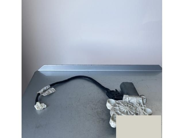 bontott MERCEDES-BENZ E-CLASS Bal első Ablakemelő Motor