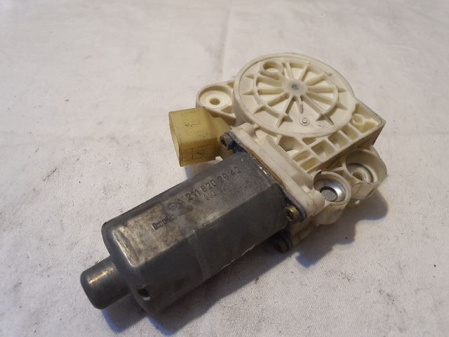 bontott MERCEDES-BENZ E-CLASS Bal első Ablakemelő Motor