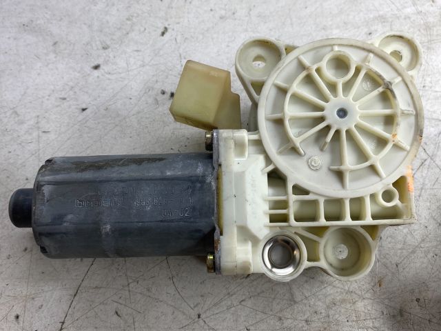 bontott MERCEDES-BENZ E-CLASS Bal első Ablakemelő Motor