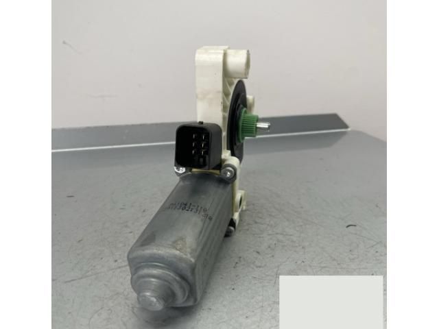 bontott MERCEDES-BENZ E-CLASS Bal első Ablakemelő Motor