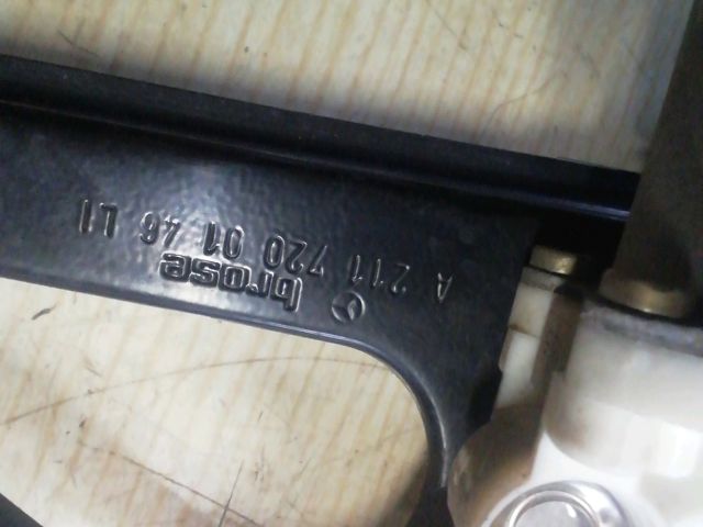 bontott MERCEDES-BENZ E-CLASS Bal első Ablakemelő Szerkezet (Elektromos)