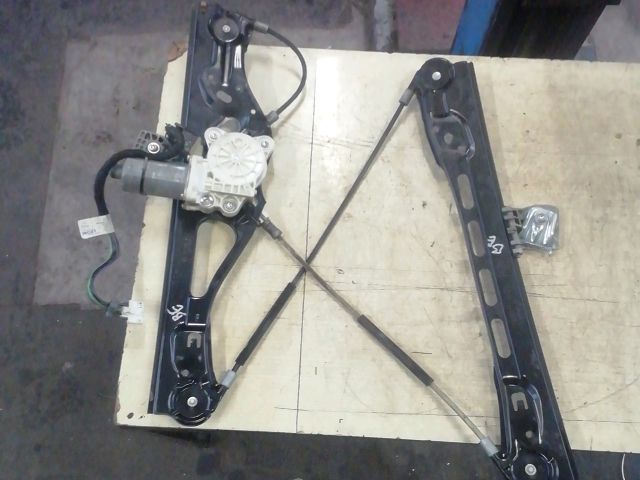 bontott MERCEDES-BENZ E-CLASS Bal első Ablakemelő Szerkezet (Elektromos)