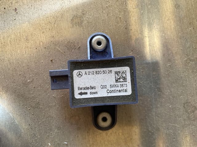 bontott MERCEDES-BENZ E-CLASS Bal első Ablakemelő Szerkezet (Elektromos)