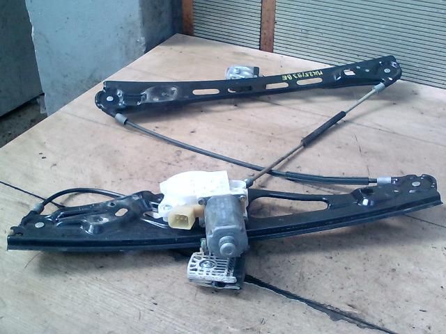 bontott MERCEDES-BENZ E-CLASS Bal első Ablakemelő Szerkezet (Elektromos)