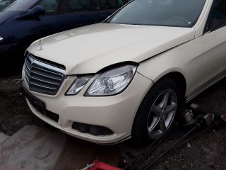 bontott MERCEDES-BENZ E-CLASS Bal első Ablaktörlő Kar