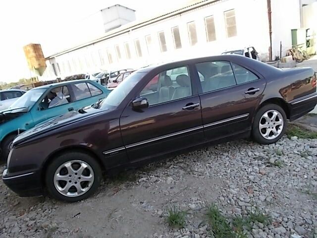 bontott MERCEDES-BENZ E-CLASS Bal első Ablaktörlő Kar