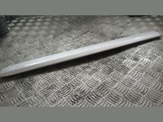 bontott MERCEDES-BENZ E-CLASS Bal első Ajtó Díszléc