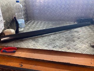 bontott MERCEDES-BENZ E-CLASS Bal első Ajtó Díszléc