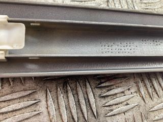 bontott MERCEDES-BENZ E-CLASS Bal első Ajtó Díszléc