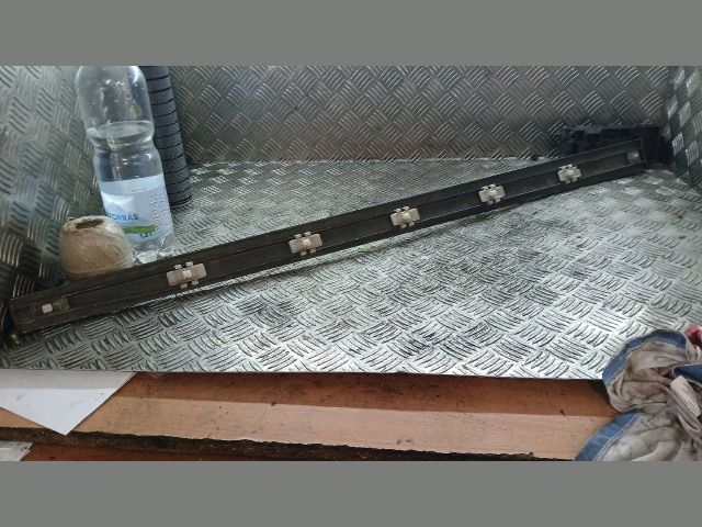 bontott MERCEDES-BENZ E-CLASS Bal első Ajtó Díszléc