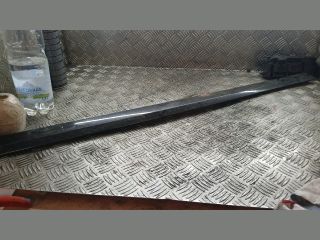 bontott MERCEDES-BENZ E-CLASS Bal első Ajtó Díszléc