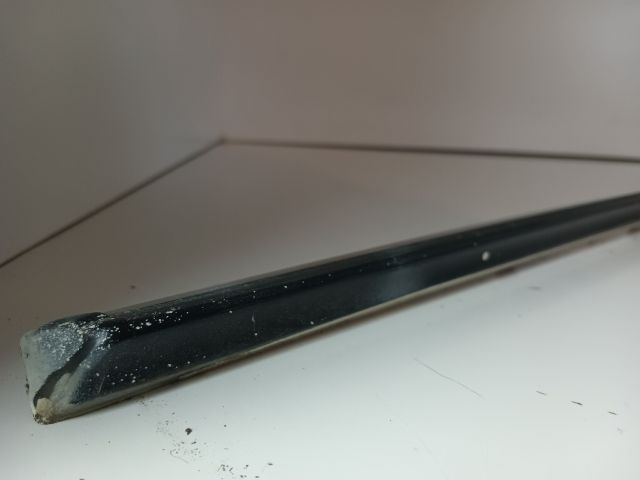 bontott MERCEDES-BENZ E-CLASS Bal első Ajtó Díszléc