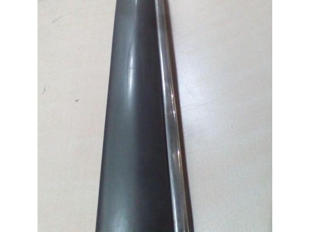 bontott MERCEDES-BENZ E-CLASS Bal első Ajtó Díszléc