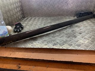 bontott MERCEDES-BENZ E-CLASS Bal első Ajtó Díszléc