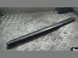 bontott MERCEDES-BENZ E-CLASS Bal első Ajtó Díszléc