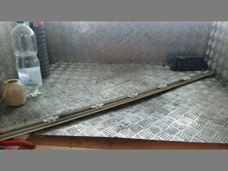 bontott MERCEDES-BENZ E-CLASS Bal első Ajtó Díszléc