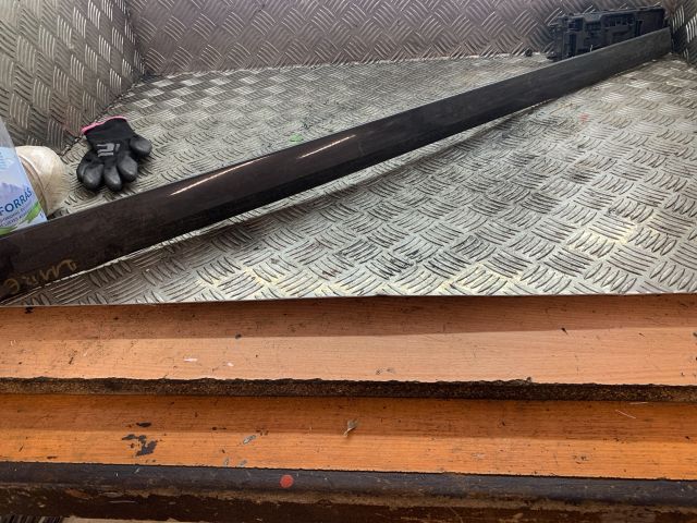 bontott MERCEDES-BENZ E-CLASS Bal első Ajtó Díszléc