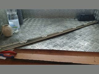 bontott MERCEDES-BENZ E-CLASS Bal első Ajtó Díszléc