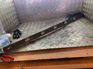 bontott MERCEDES-BENZ E-CLASS Bal első Ajtó Díszléc