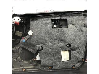 bontott MERCEDES-BENZ E-CLASS Bal első Ajtó Kárpit